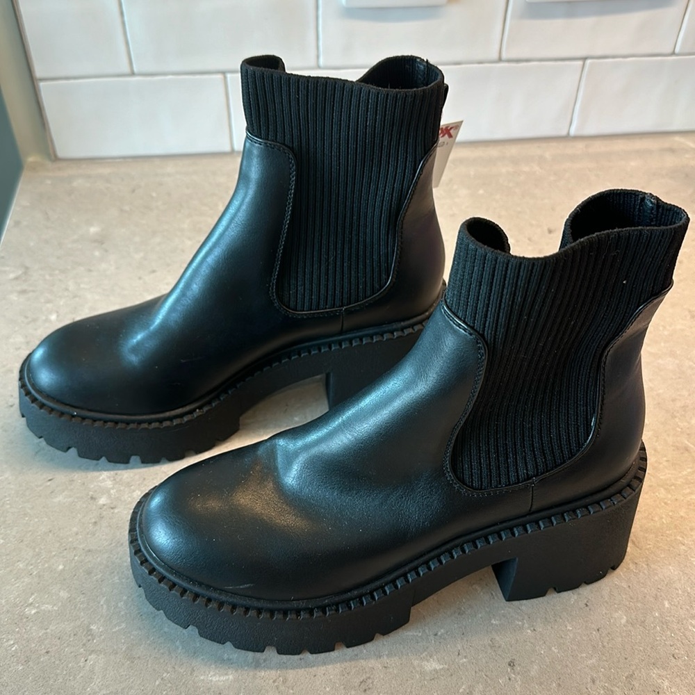 NWT Madden Girl Boots with Chunky Heel